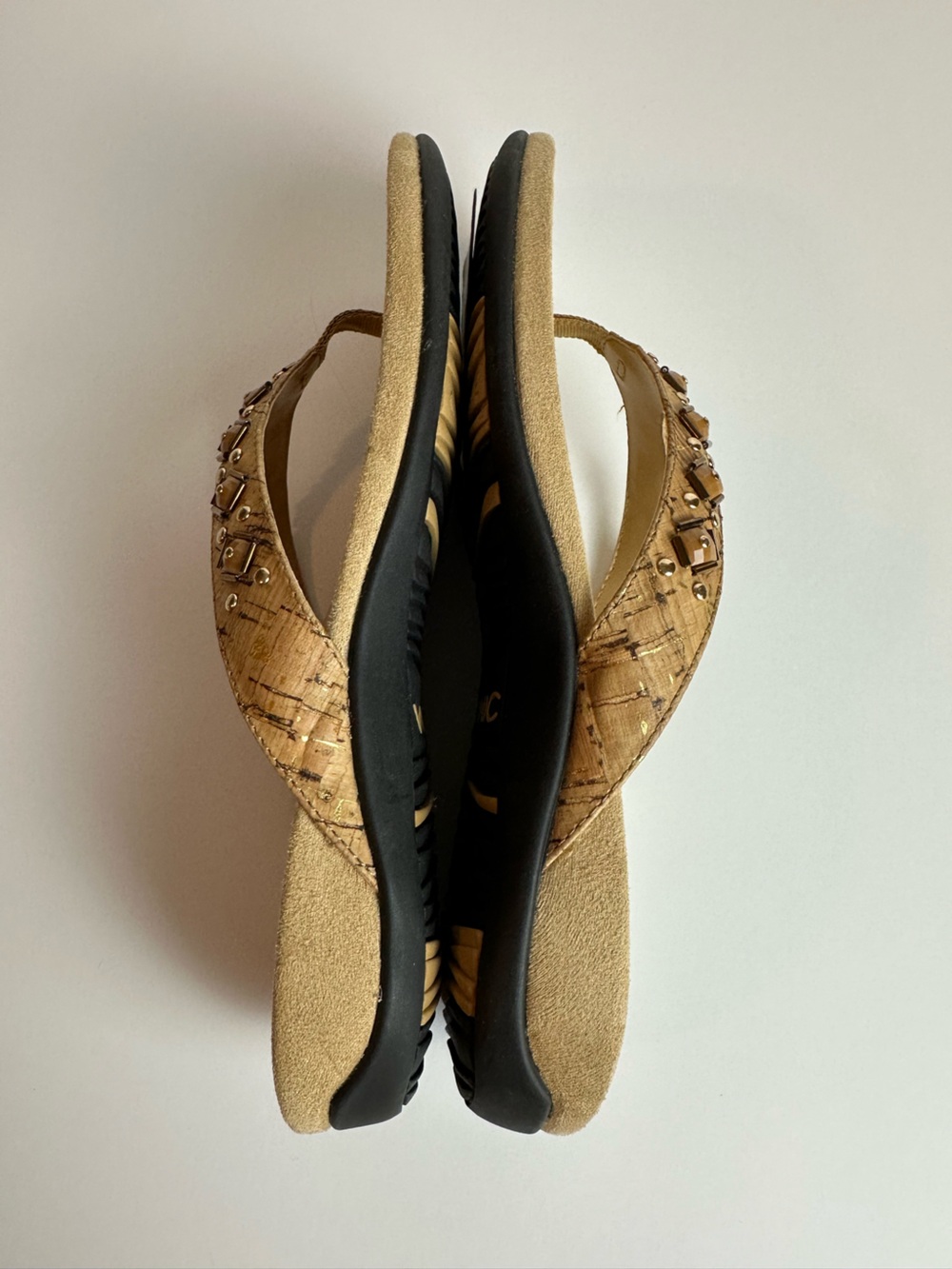 Vionic Floriana Sandals Tan Cork Beaded Orthotic Flip Flops Comfort Size 8.0 - Picture 5 of 10